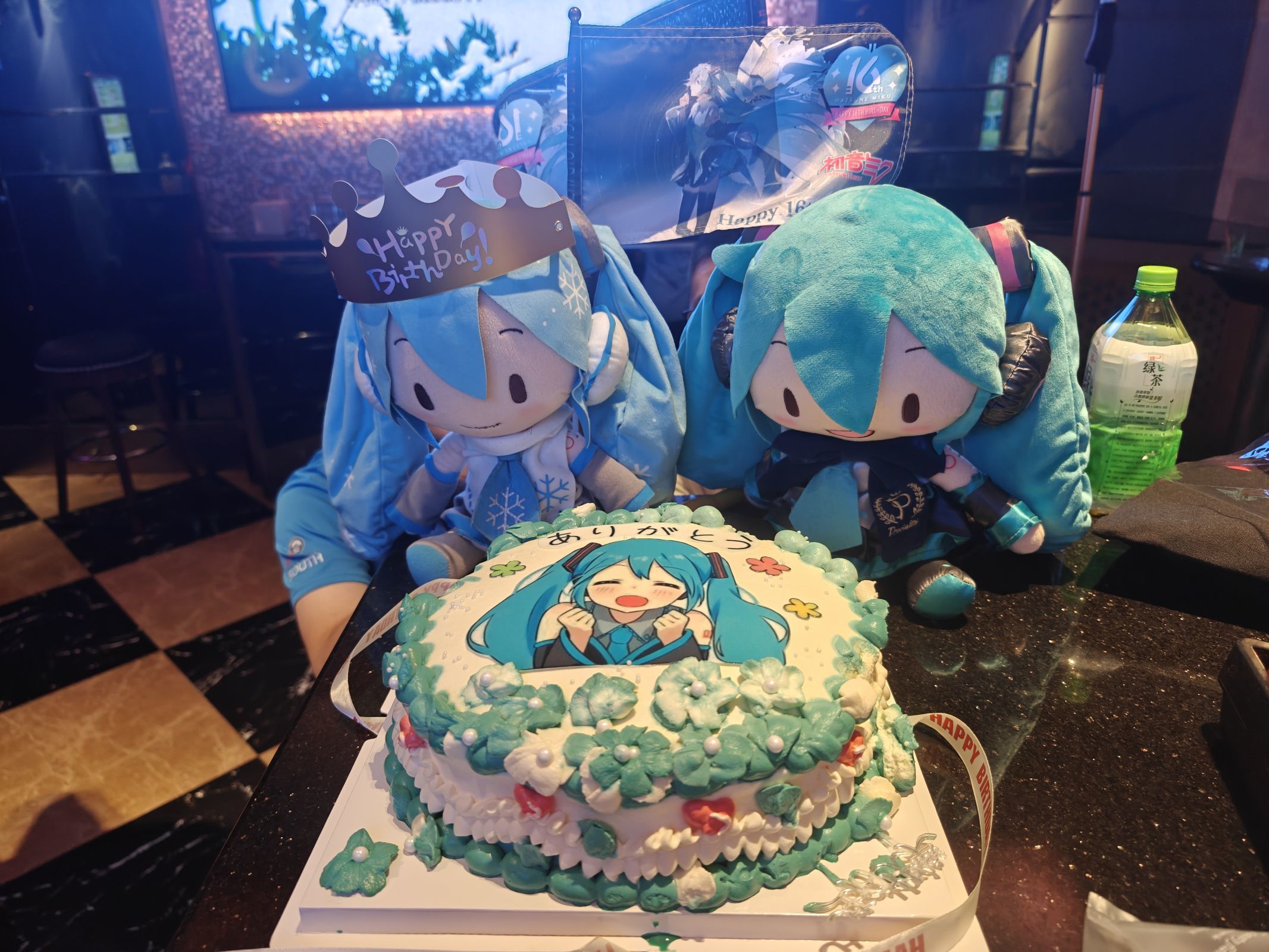 初音未来 16 周年纪念生日会 fufu 和蛋糕